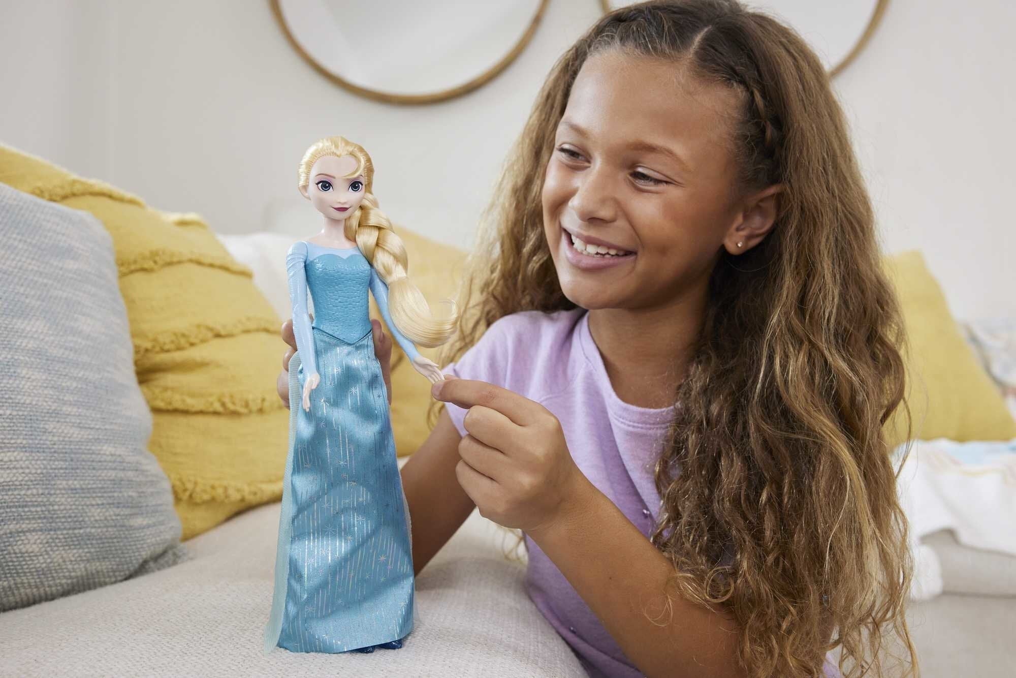 Disney Frozen Elsa 11 inch Fashion Doll & Accessory, Toy Inspired by the Movie Disney Frozen