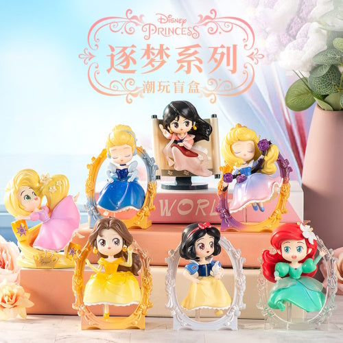 Disney Princess Chase A Dream Figure Series Goldlok 3-Inch Mini-Figure