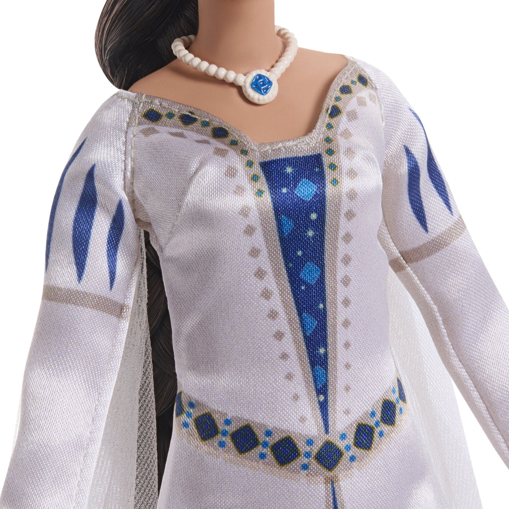 Disney Wish Queen Amaya of Rosas Fashion Doll, Posable Doll & Accessories